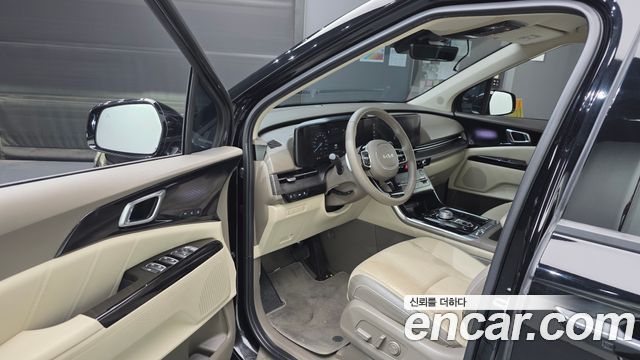 Kia Carnival 2022 thumb 10