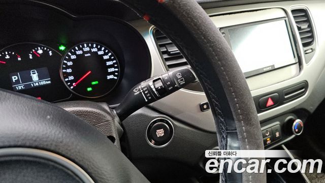 Kia Carens 2018 thumb 12