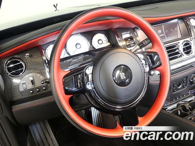 Rolls-Royce Dawn 2020 thumb 11