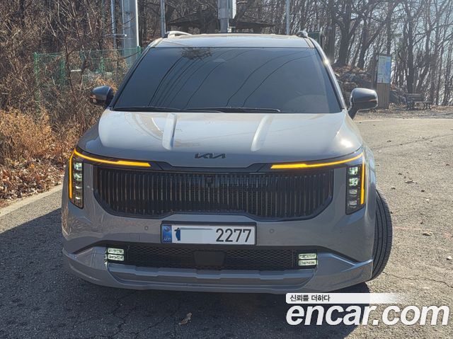 Kia Carnival 2024 thumb 4