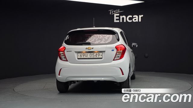 Chevrolet Spark 2016 thumb 4