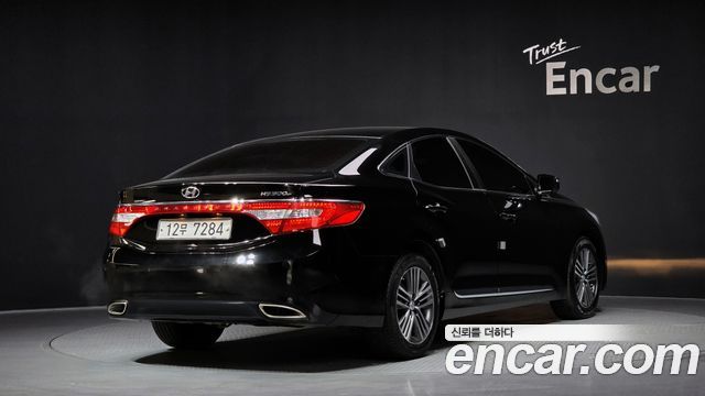 Hyundai Grandeur 2014 thumb 3