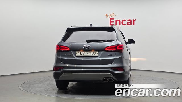 Hyundai Santa Fe 2017 thumb 5