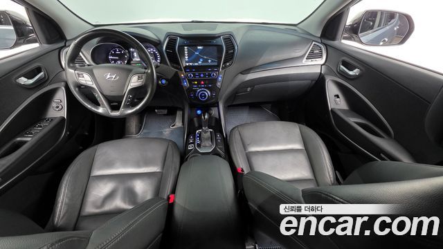 Hyundai Santa Fe 2017 thumb 8