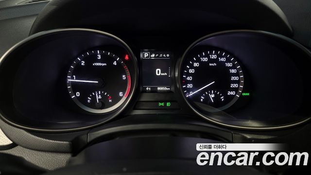 Hyundai Santa Fe 2017 thumb 9