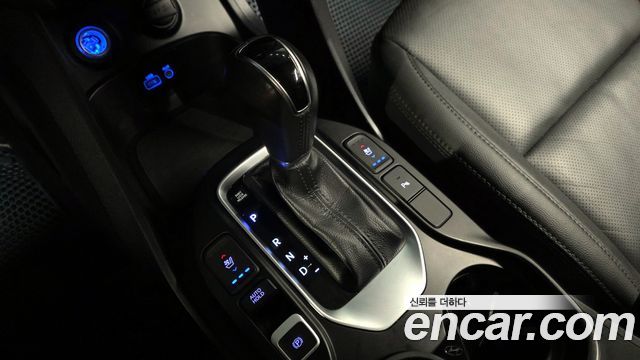 Hyundai Santa Fe 2017 thumb 10
