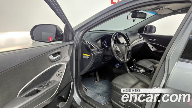 Hyundai Santa Fe 2017 thumb 11