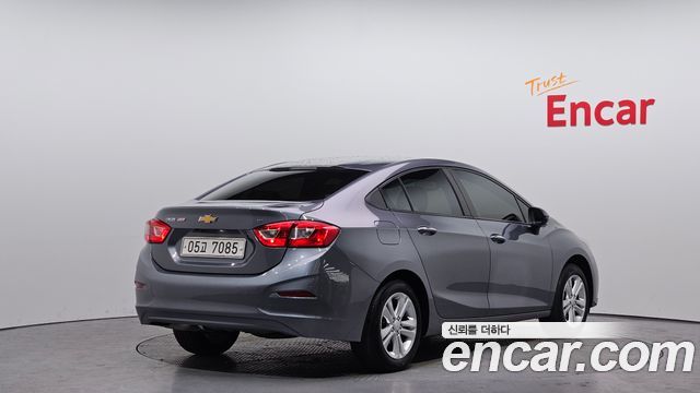 Chevrolet Cruze 2017 thumb 2