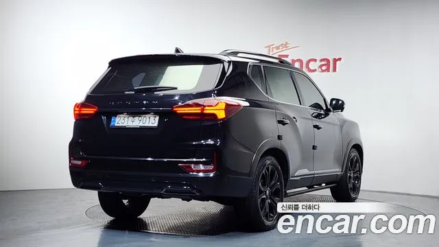 SsangYong Rexton 2021 thumb 3