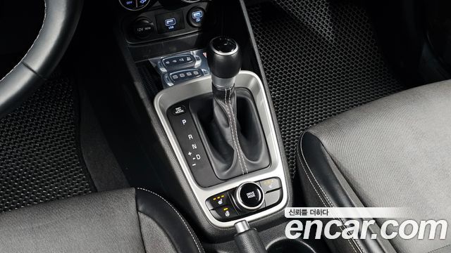 Hyundai Venue 2019 thumb 10