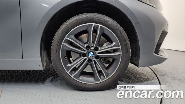 BMW 1 серии 2023 thumb 6