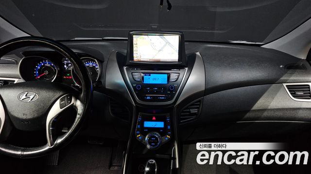 Hyundai Avante 2013 thumb 12