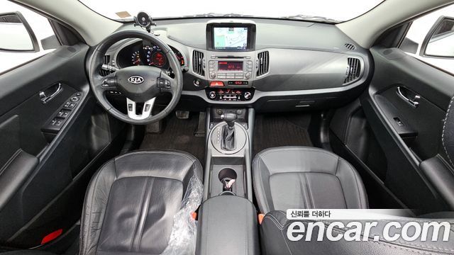 Kia Sportage 2010 thumb 8