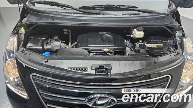 Hyundai Starex 2016 thumb 7