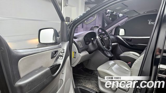 Hyundai Starex 2016 thumb 11