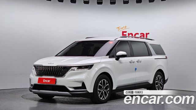 Kia Carnival 2023 thumb 2