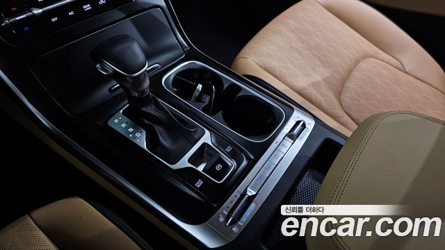Kia Carnival 2023 thumb 10