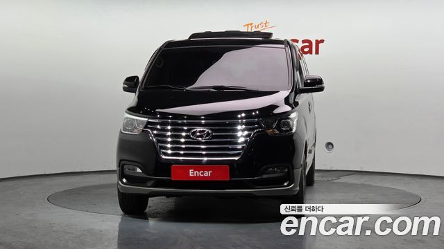 Hyundai Starex 2018 thumb 4