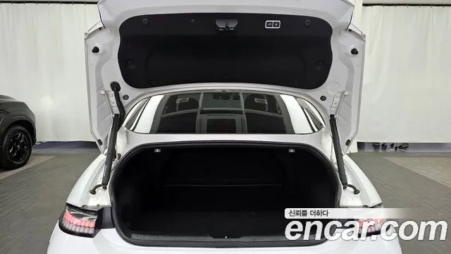 Hyundai IONIQ 6 2022 thumb 12