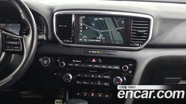 Kia Sportage 2018 thumb 11