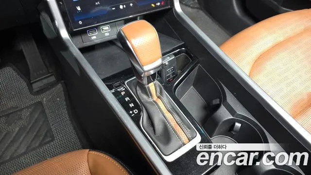 SsangYong Torres 2022 thumb 10