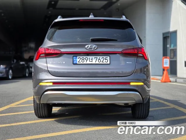 Hyundai Santa Fe 2022 thumb 5