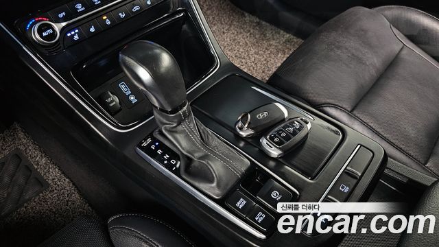 Hyundai Grandeur 2018 thumb 10