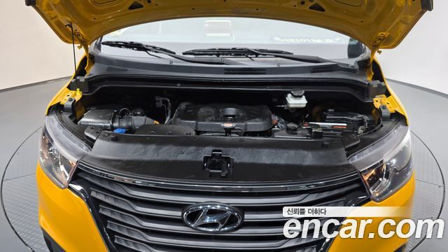 Hyundai Starex 2019 thumb 7