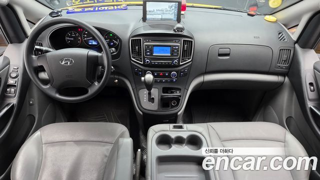 Hyundai Starex 2019 thumb 8