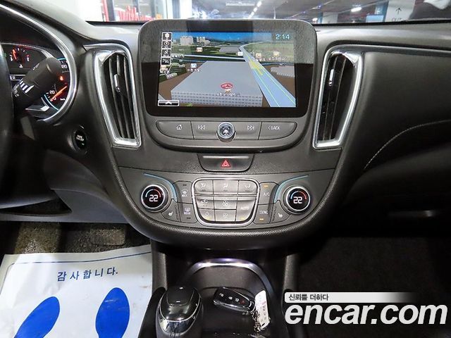 Chevrolet Malibu 2018 thumb 12