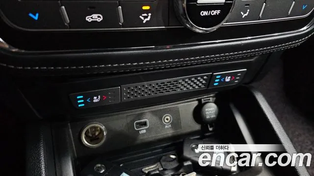 SsangYong Rexton 2019 thumb 11