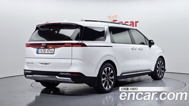 Kia Carnival 2020 thumb 3