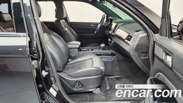SsangYong Rexton 2020 thumb 12