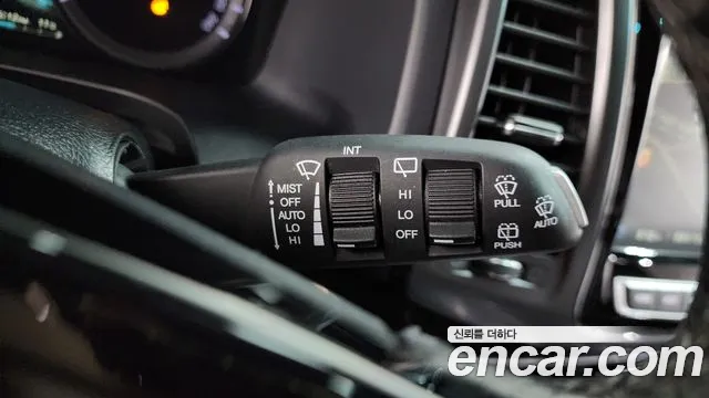 SsangYong Rexton 2020 thumb 11