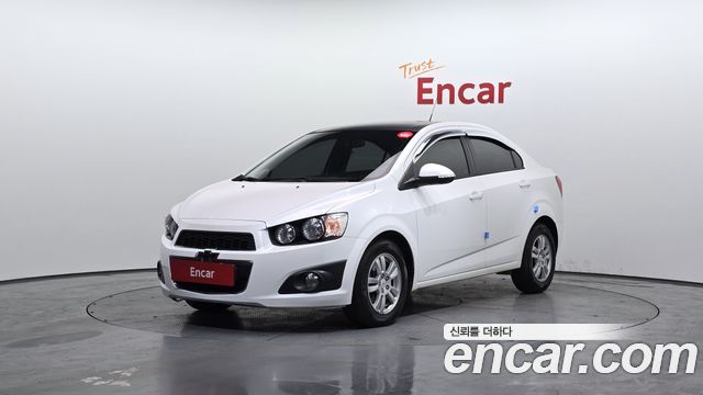 Chevrolet Aveo 2015 thumb 2