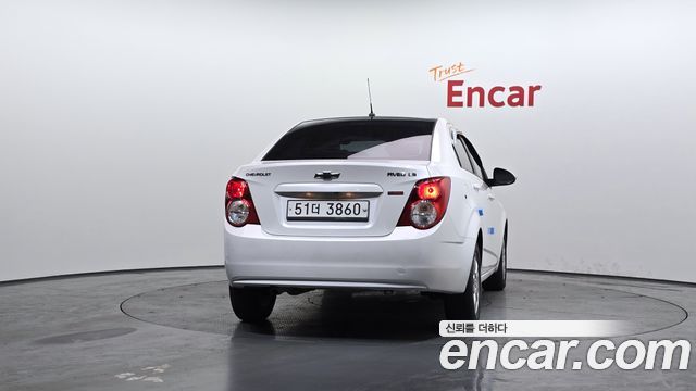 Chevrolet Aveo 2015 thumb 5