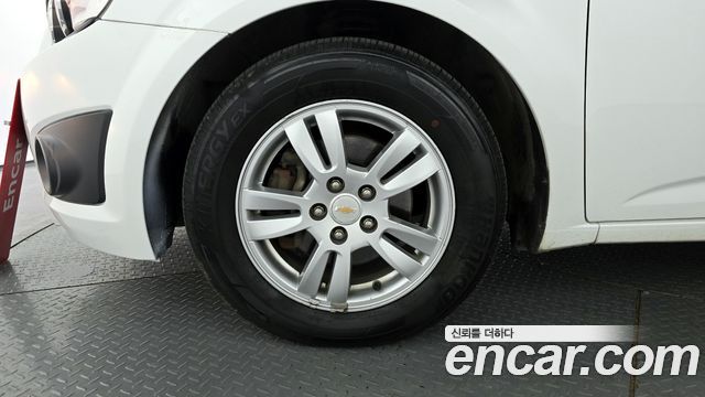 Chevrolet Aveo 2015 thumb 6