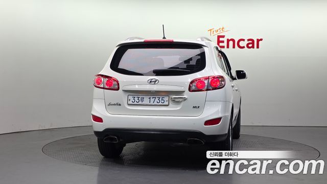 Hyundai Santa Fe 2010 thumb 4