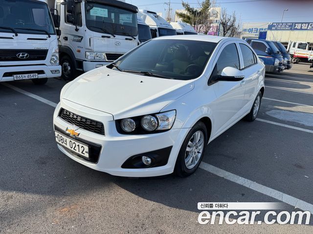 Chevrolet Aveo 2016 thumb 2