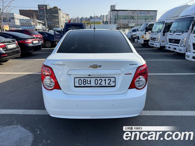 Chevrolet Aveo 2016 thumb 5