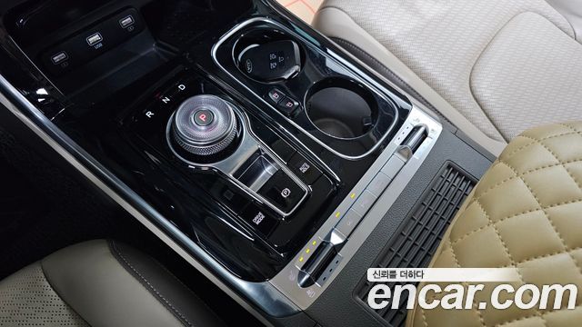Kia Carnival 2021 thumb 9