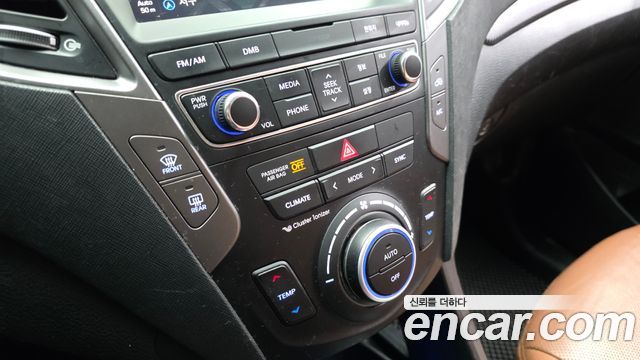 Hyundai Santa Fe 2015 thumb 11