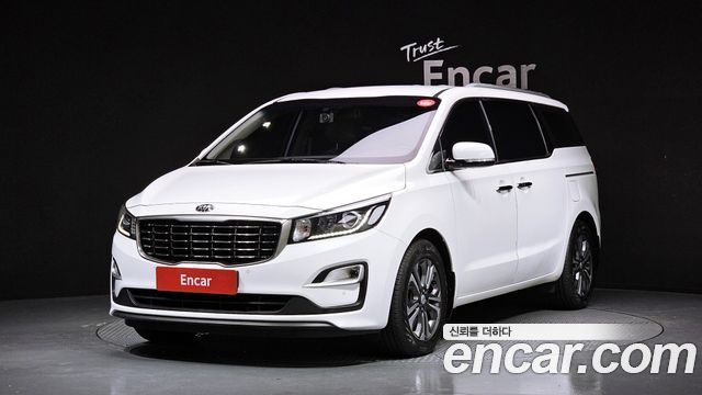 Kia Carnival 2019 thumb 2