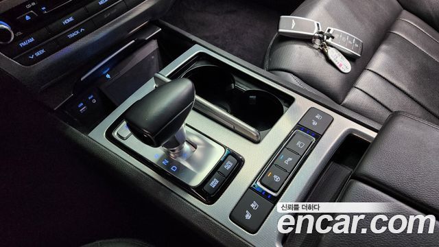 Genesis G80 2018 thumb 10
