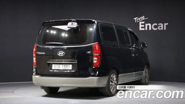 Hyundai Starex 2019 thumb 3