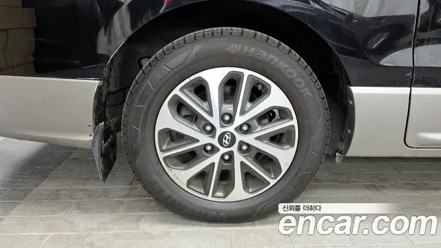 Hyundai Starex 2019 thumb 6