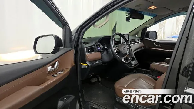 Hyundai Starex 2019 thumb 10