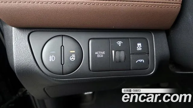 Hyundai Starex 2019 thumb 11