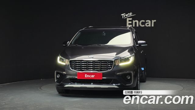 Kia Carnival 2019 thumb 4
