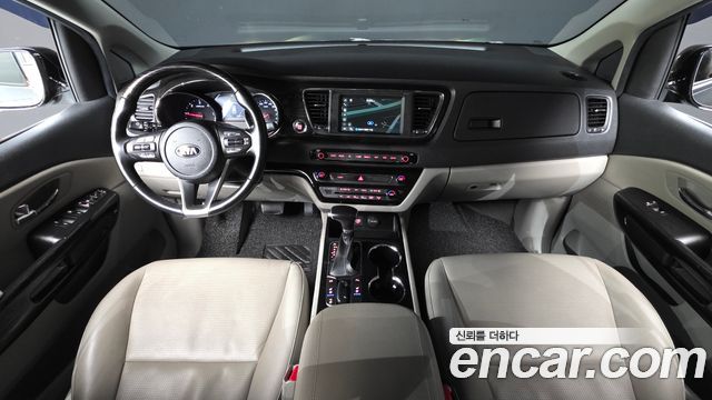 Kia Carnival 2019 thumb 7